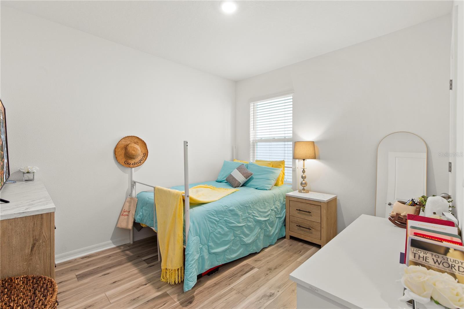 AVALON PARK WEST-NORTH PH 2 4 5 - Residential