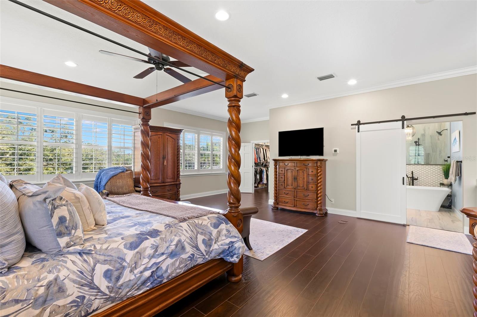 BAYOU CLUB ESTATES PH 10 - Residential