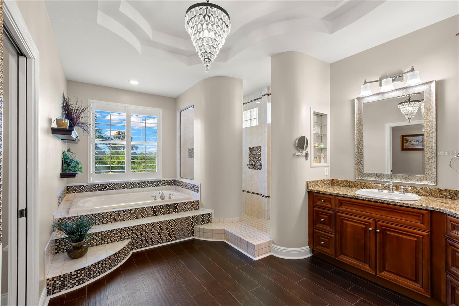 BAYOU CLUB ESTATES PH 10 - Residential