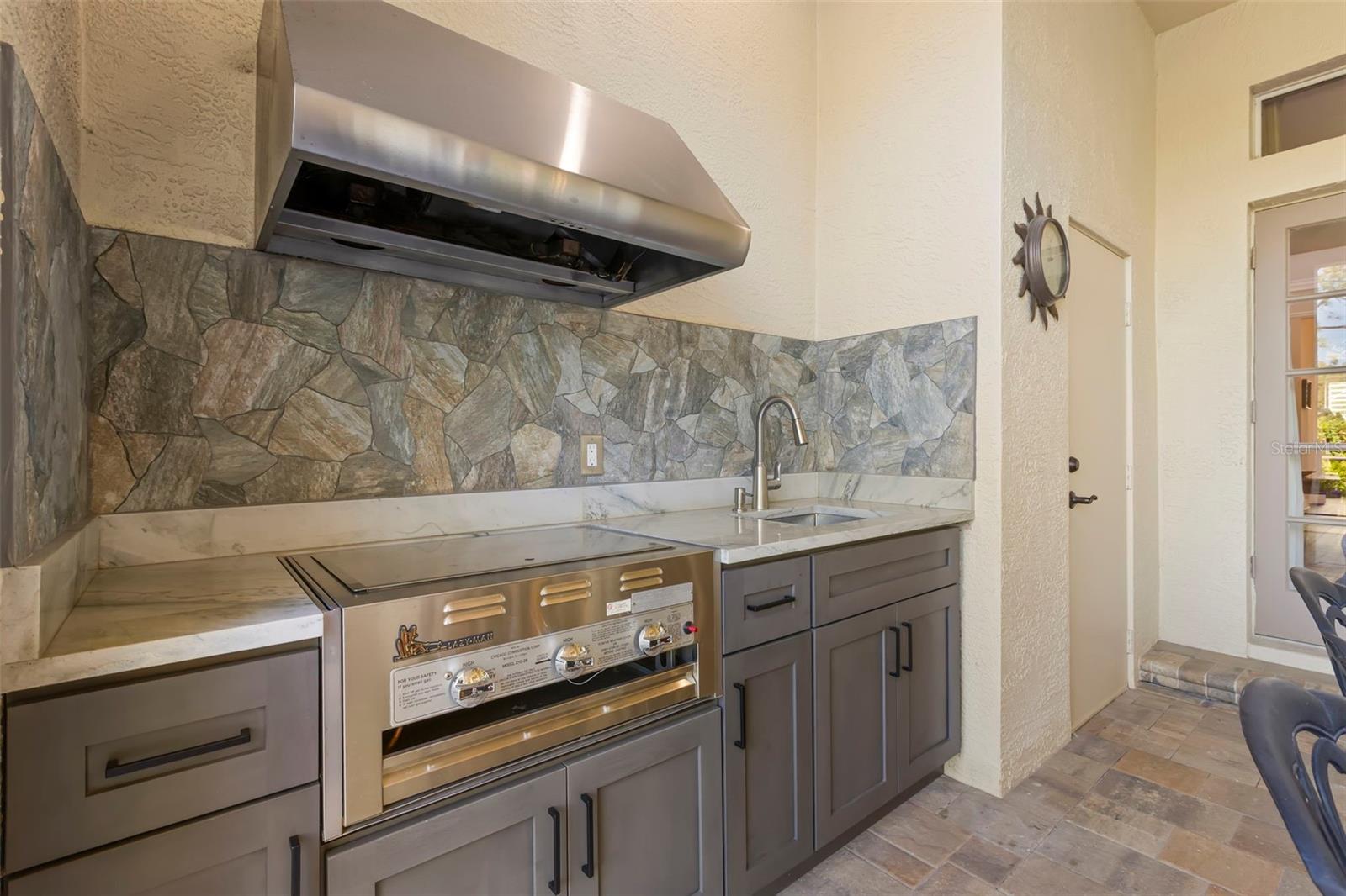 BAYOU CLUB ESTATES PH 10 - Residential