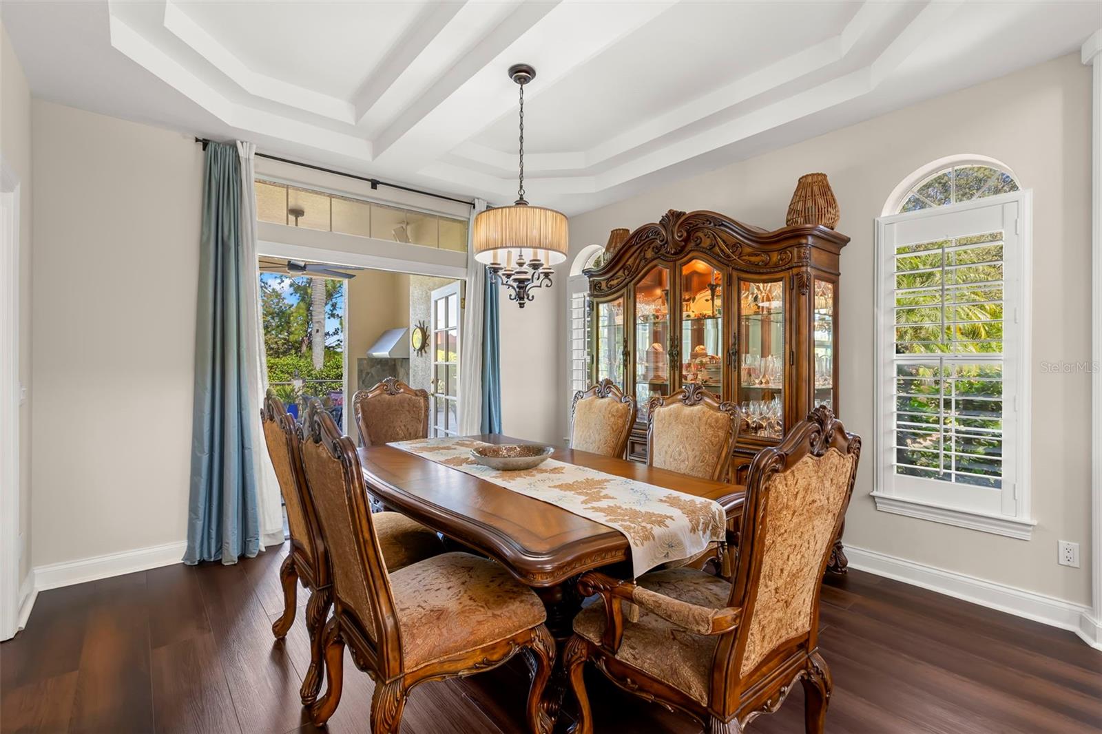 BAYOU CLUB ESTATES PH 10 - Residential