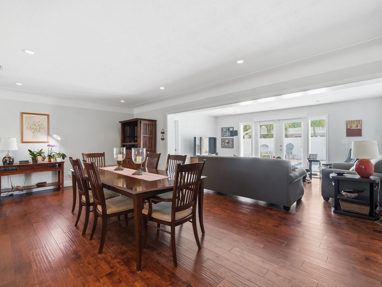 HARBOR HILLS - Residential