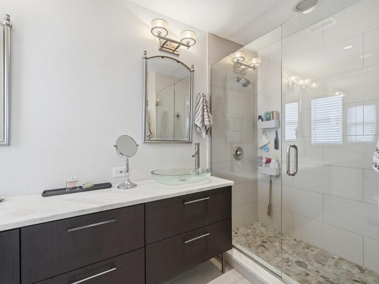 HARBOR HILLS - Residential