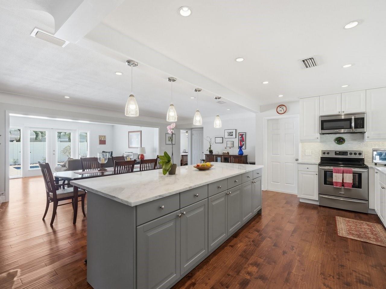 HARBOR HILLS - Residential