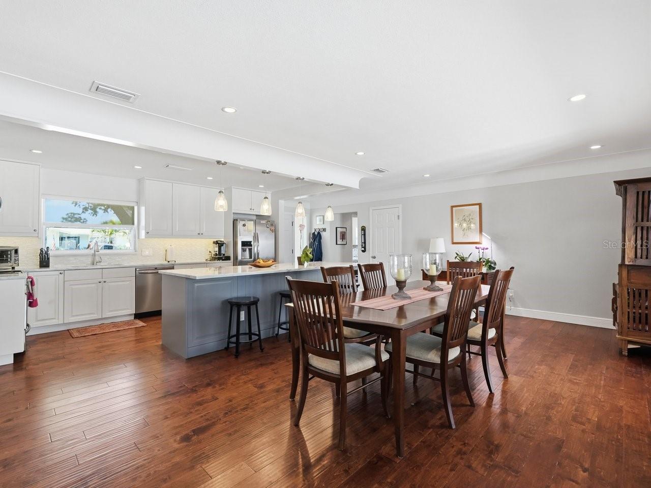 HARBOR HILLS - Residential