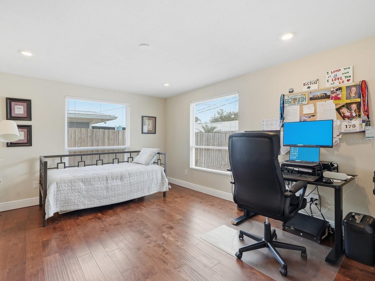 HARBOR HILLS - Residential