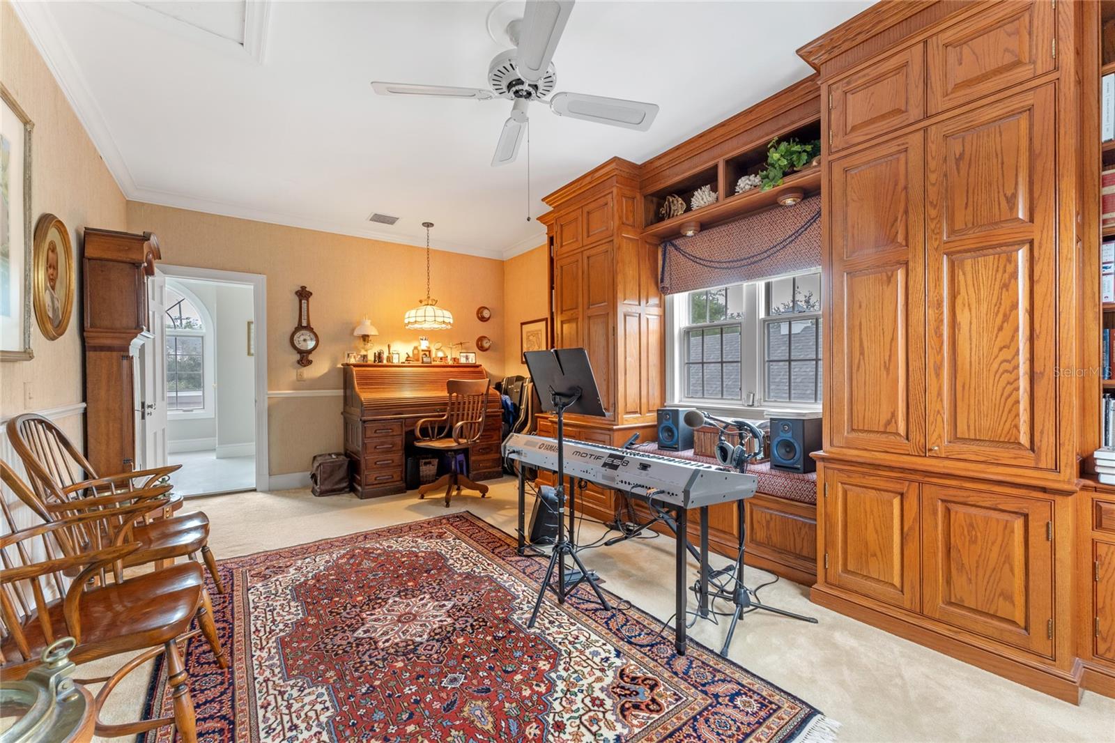 BEVERLY SHORES - Residential