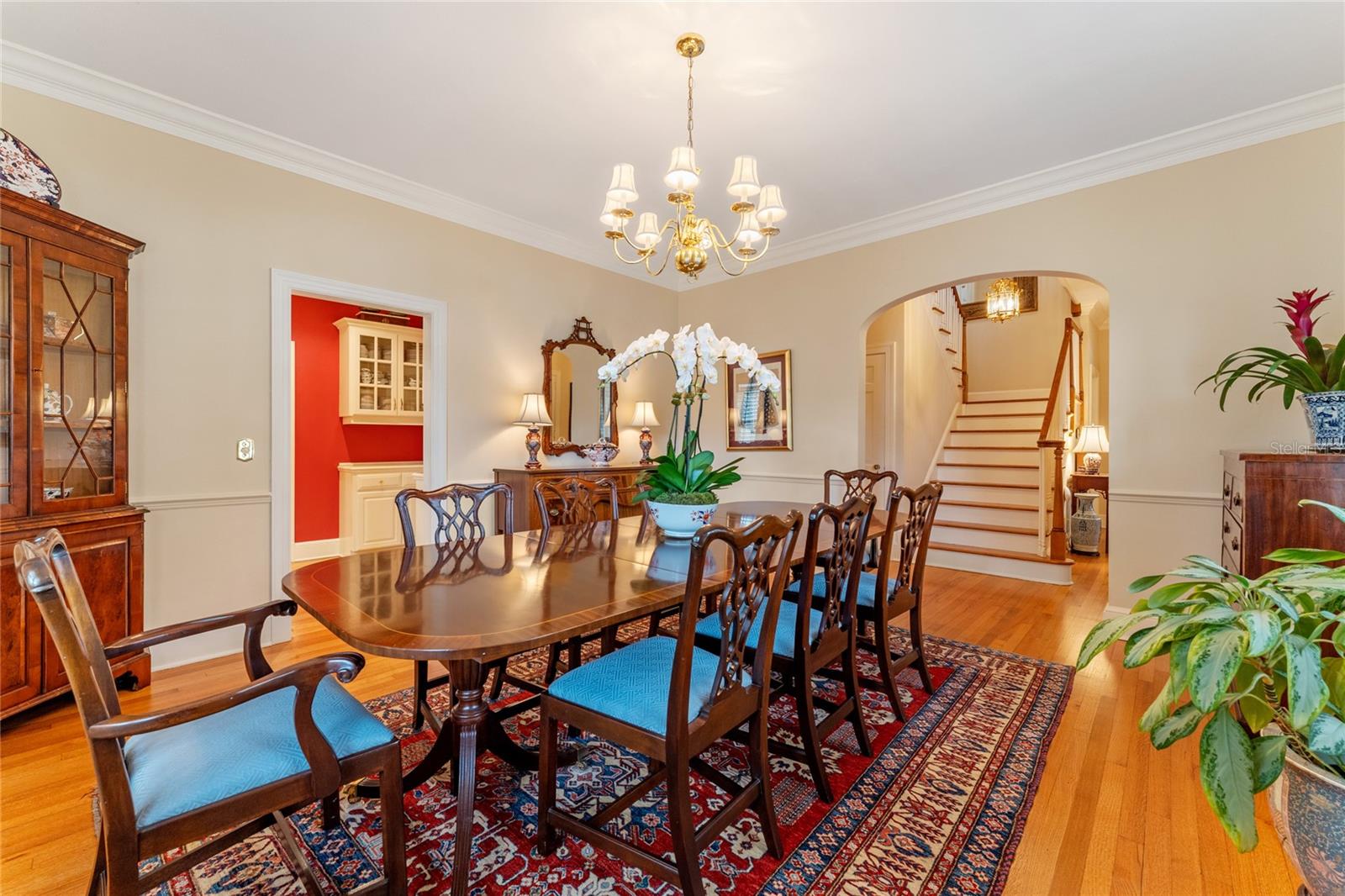 BEVERLY SHORES - Residential