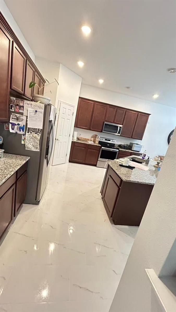 WATERMARK PH 2B - Residential Lease