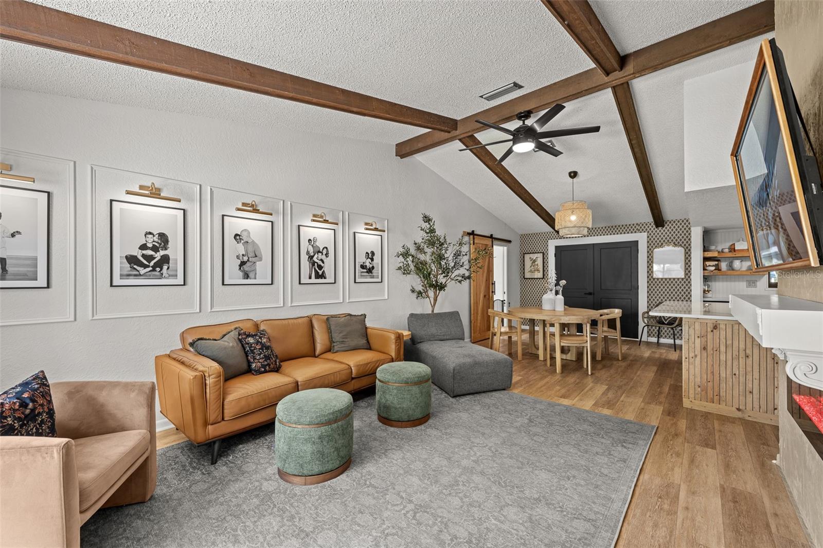 LAKE VALENCIA - - Residential