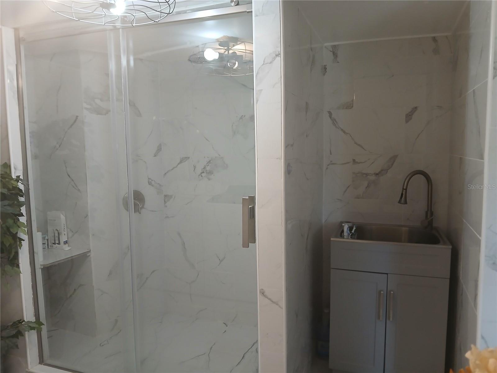 TROPICAL PARK UNIT 4 - Residential