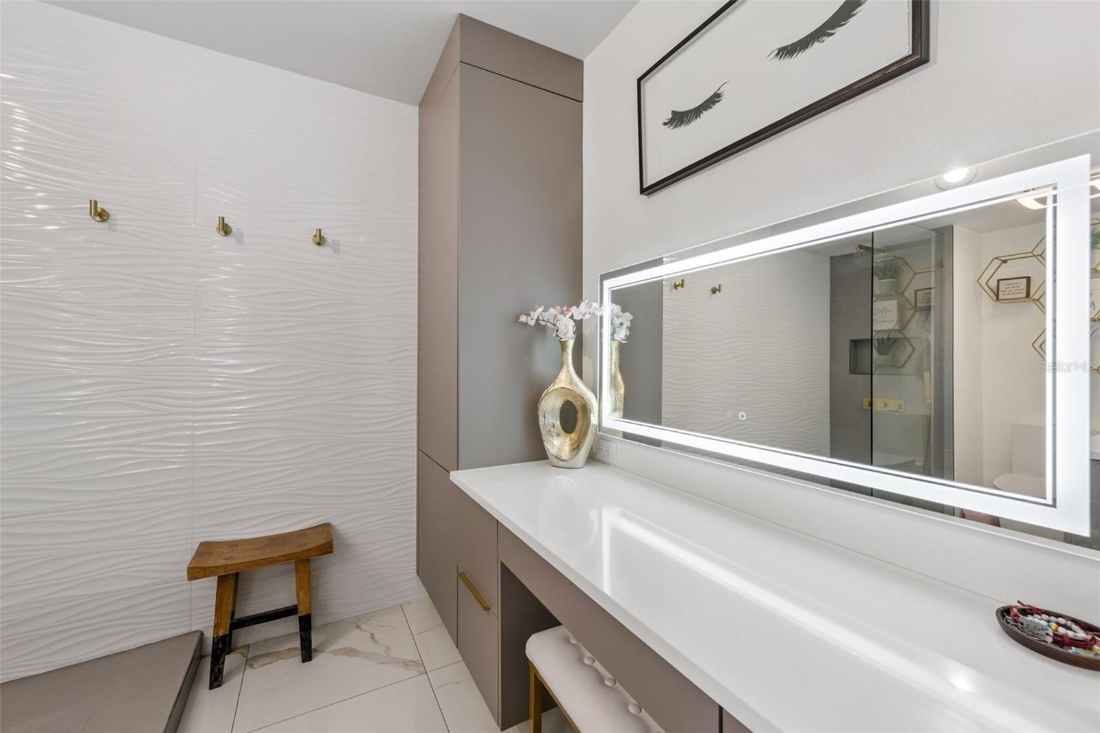 MAITLAND HOUSE - Residential