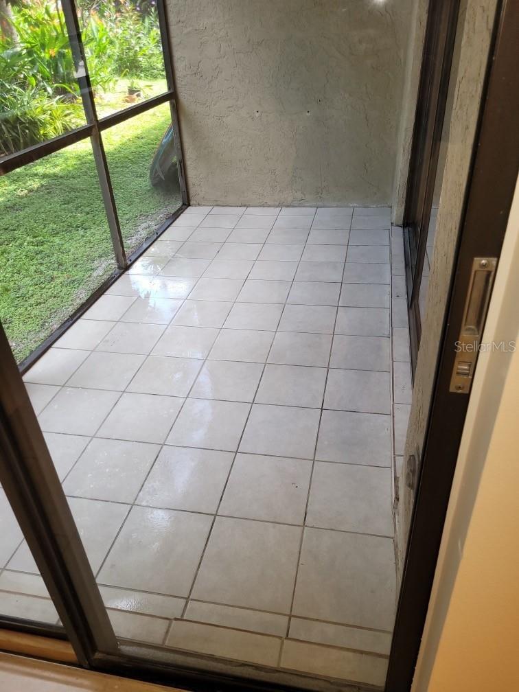 GULF GATE GARDENS - Residential