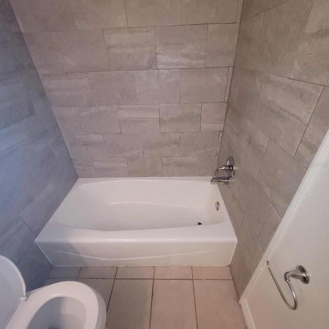 GULF GATE GARDENS - Residential