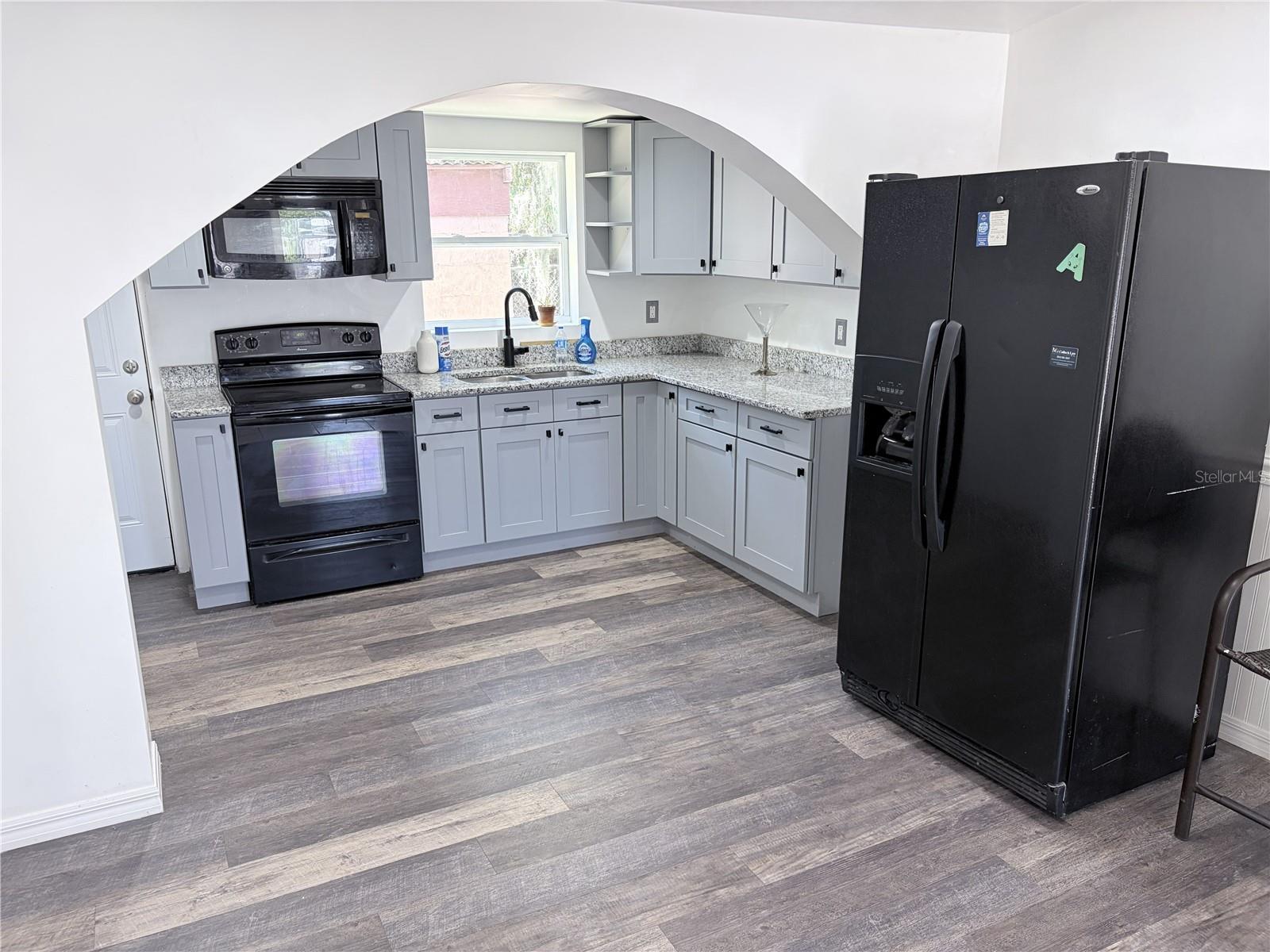 PARDEAU SHORES UNIT 2 - Residential