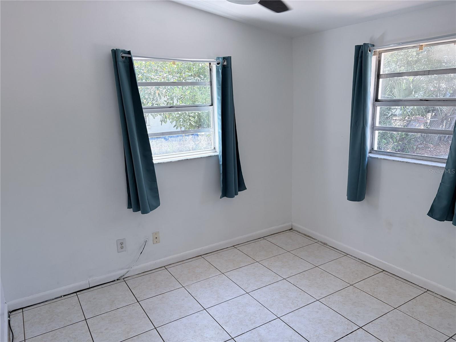 PARDEAU SHORES UNIT 2 - Residential