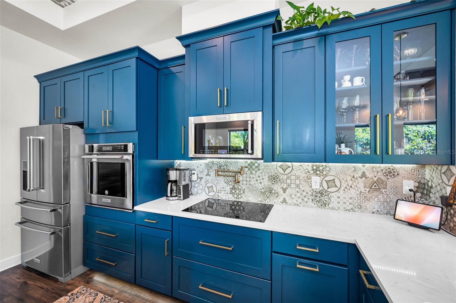 BAYSHORE DRIVE SUB - Residential