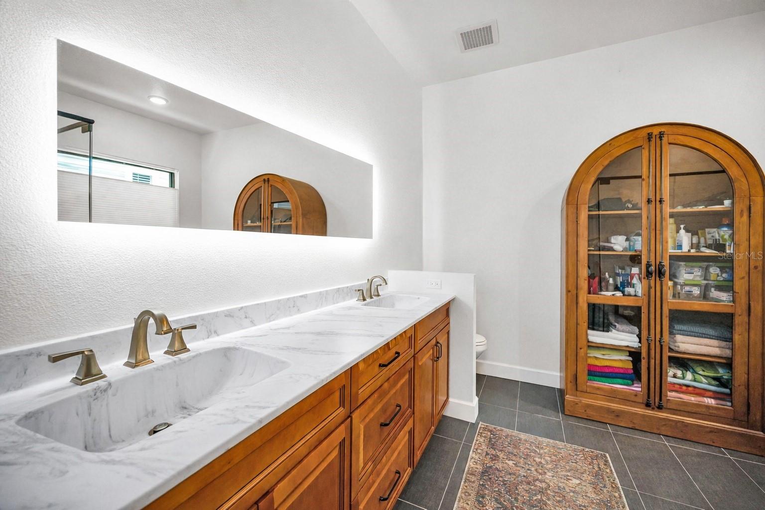 BAYSHORE DRIVE SUB - Residential