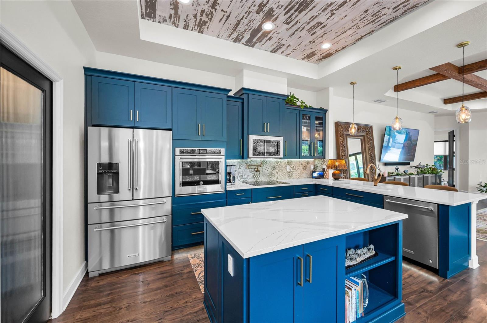 BAYSHORE DRIVE SUB - Residential