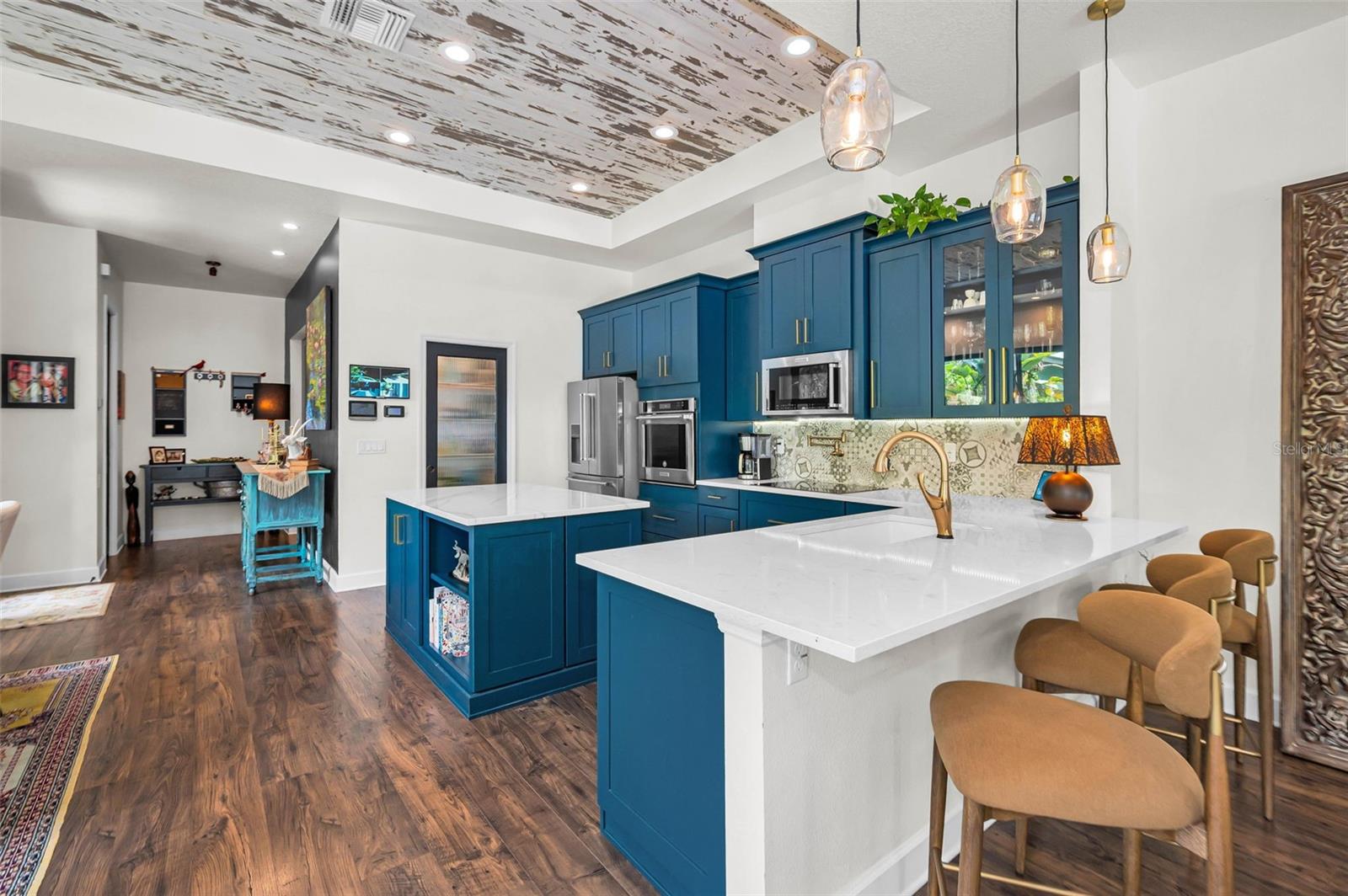 BAYSHORE DRIVE SUB - Residential