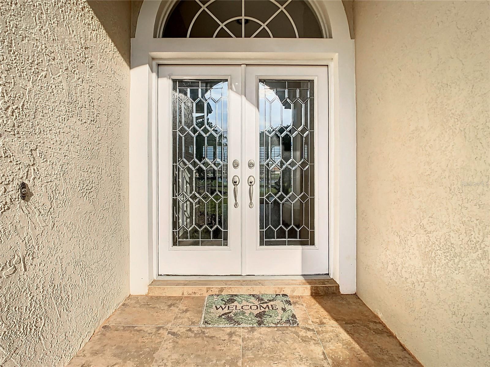18652 AVENUE CAPRI