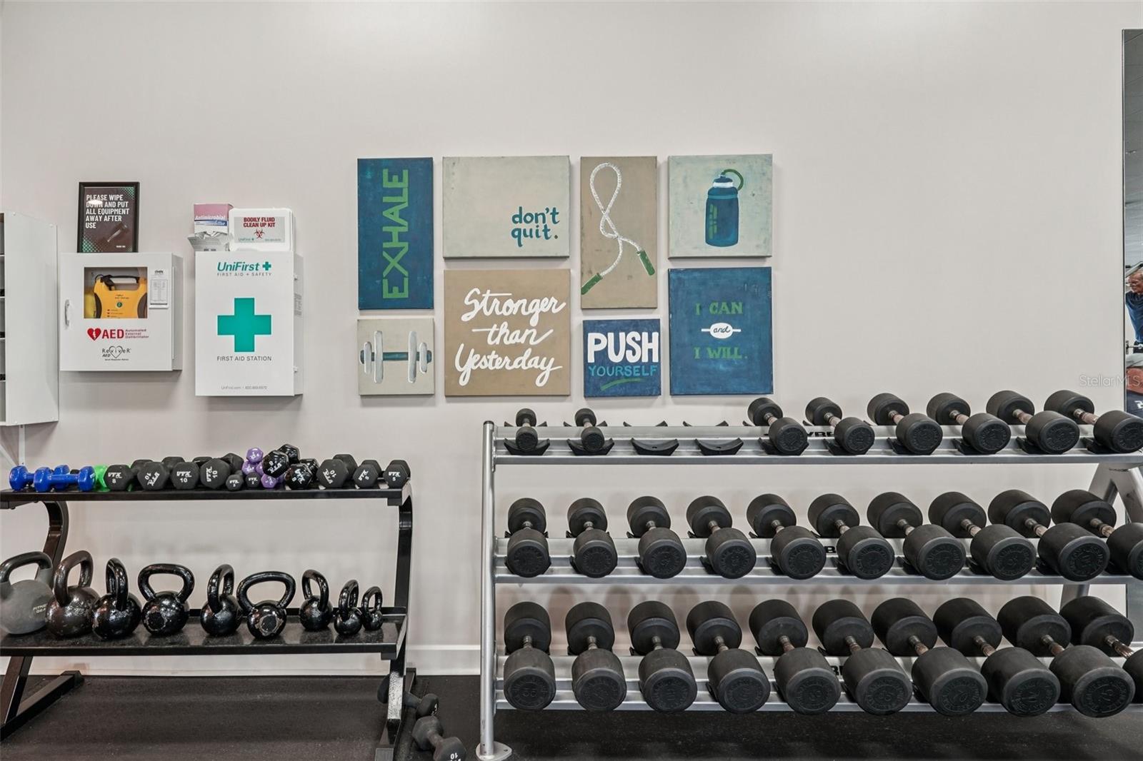 SARASOTA NATIONAL - Residential