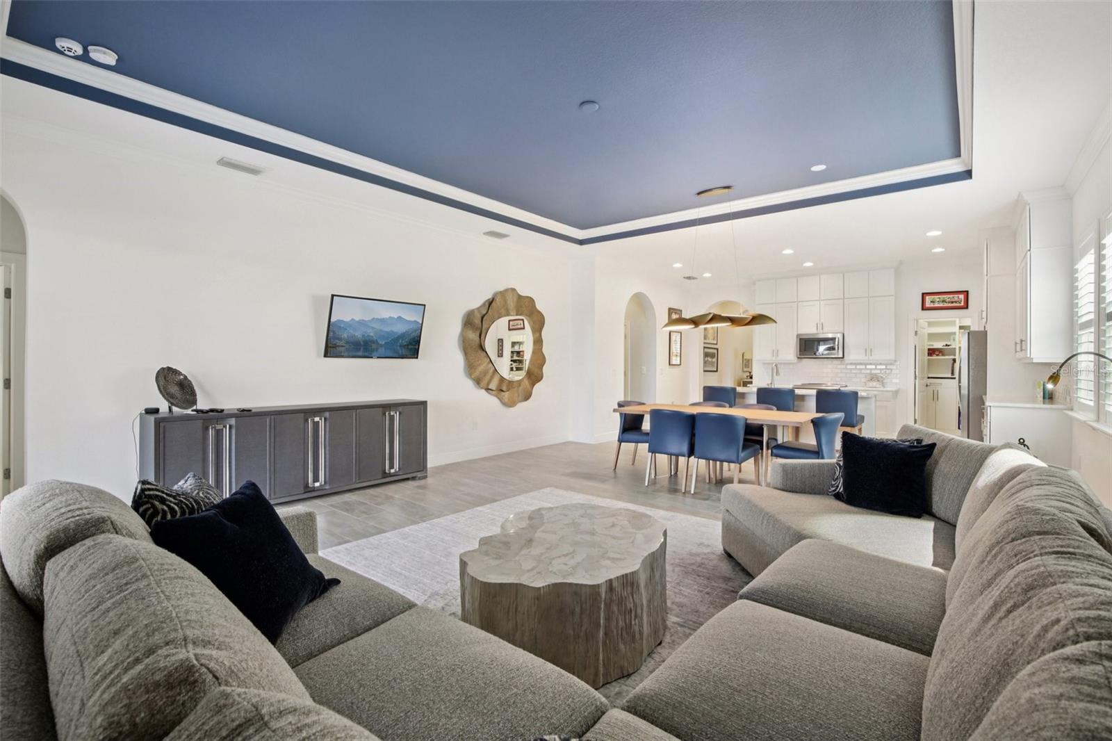 SARASOTA NATIONAL - Residential