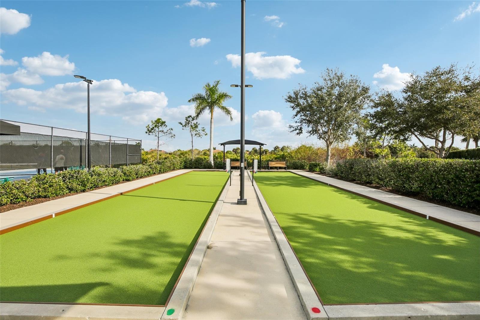 SARASOTA NATIONAL - Residential