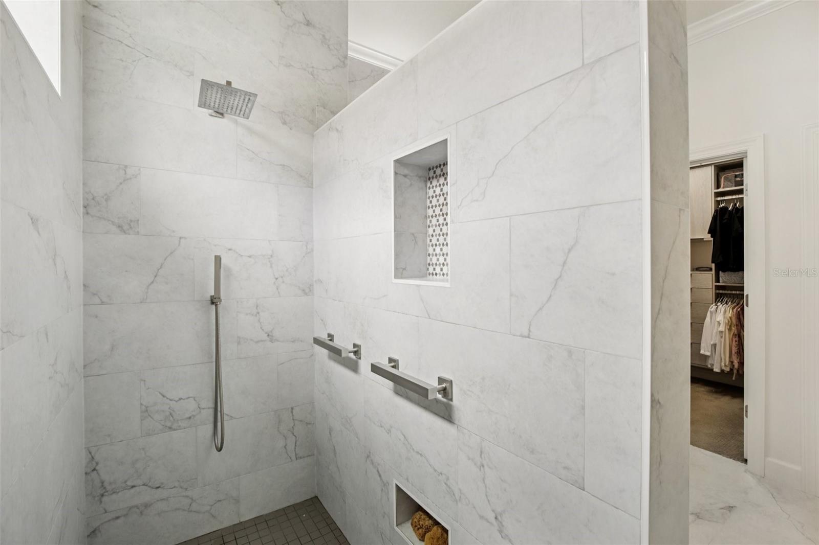 SARASOTA NATIONAL - Residential