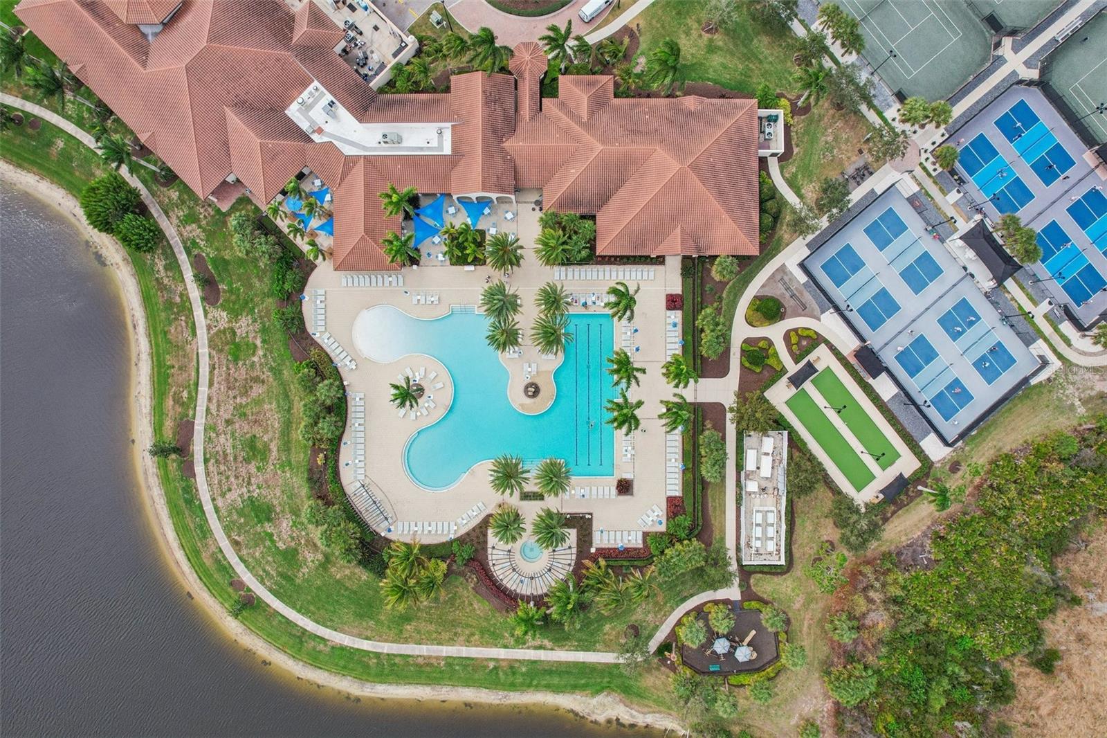 SARASOTA NATIONAL - Residential