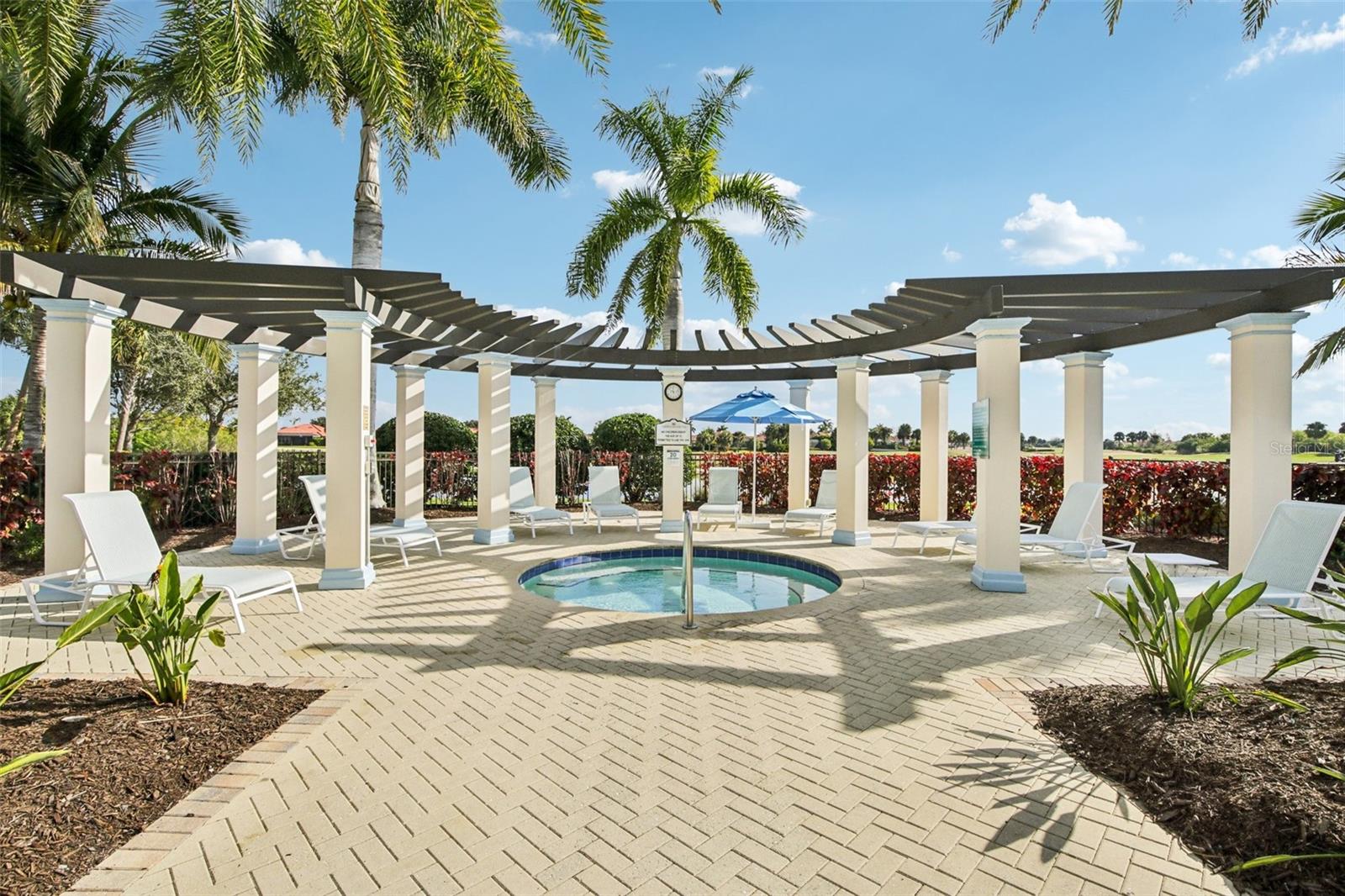 SARASOTA NATIONAL - Residential