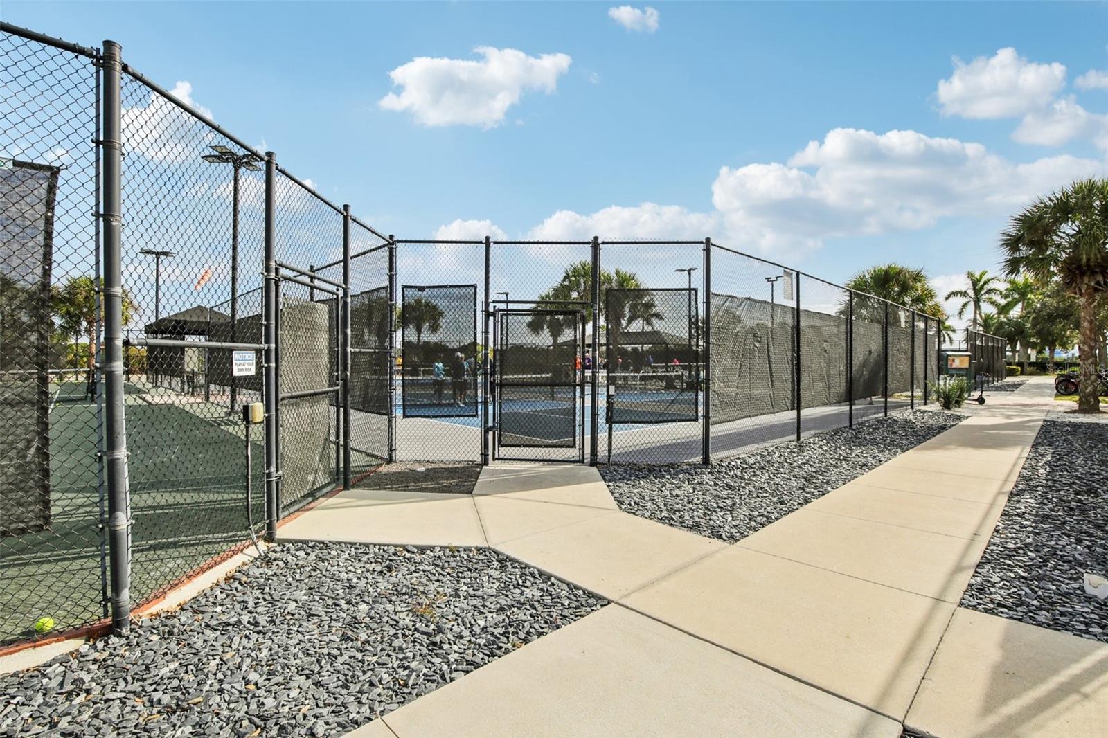 SARASOTA NATIONAL - Residential