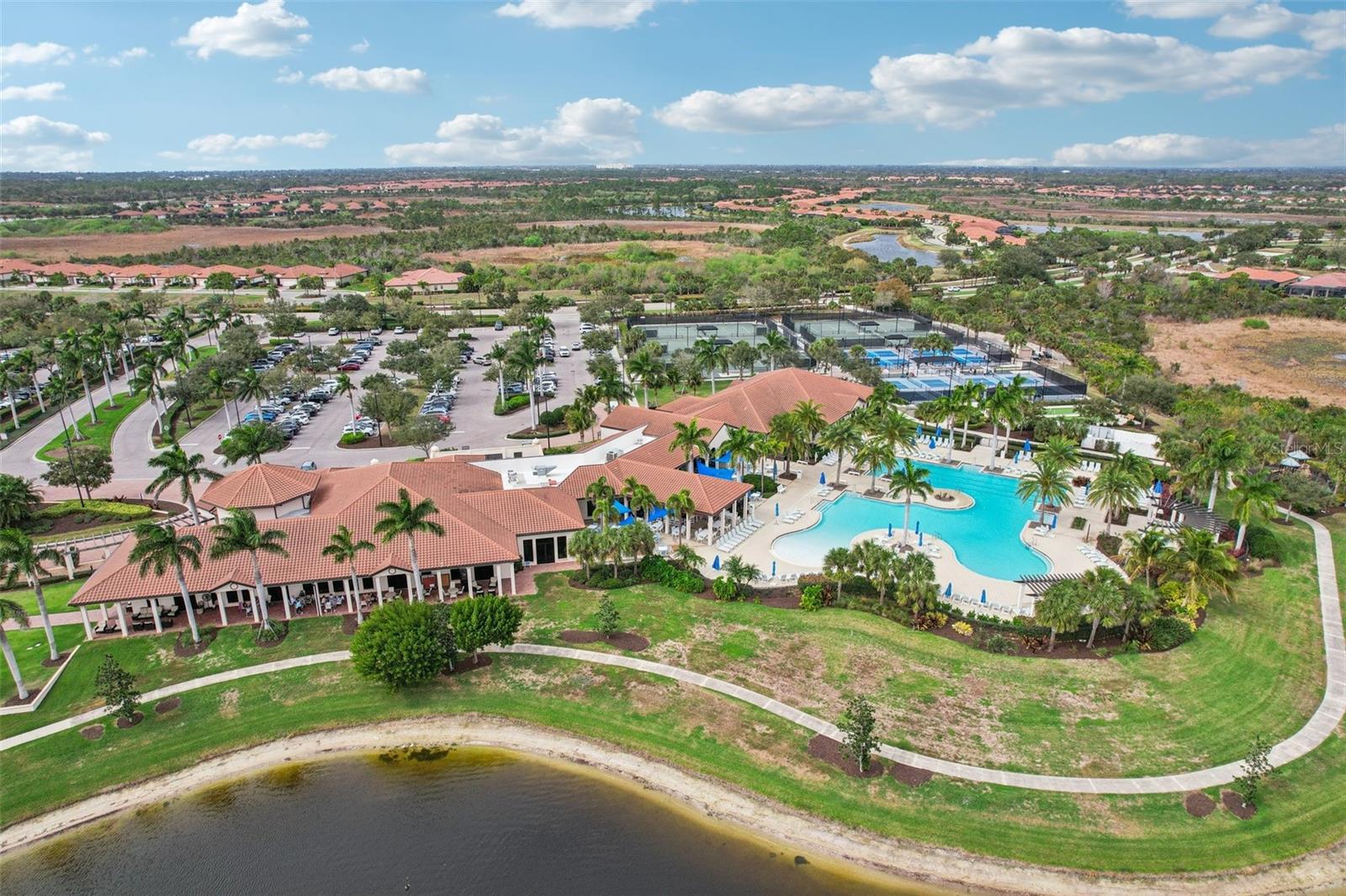 SARASOTA NATIONAL - Residential