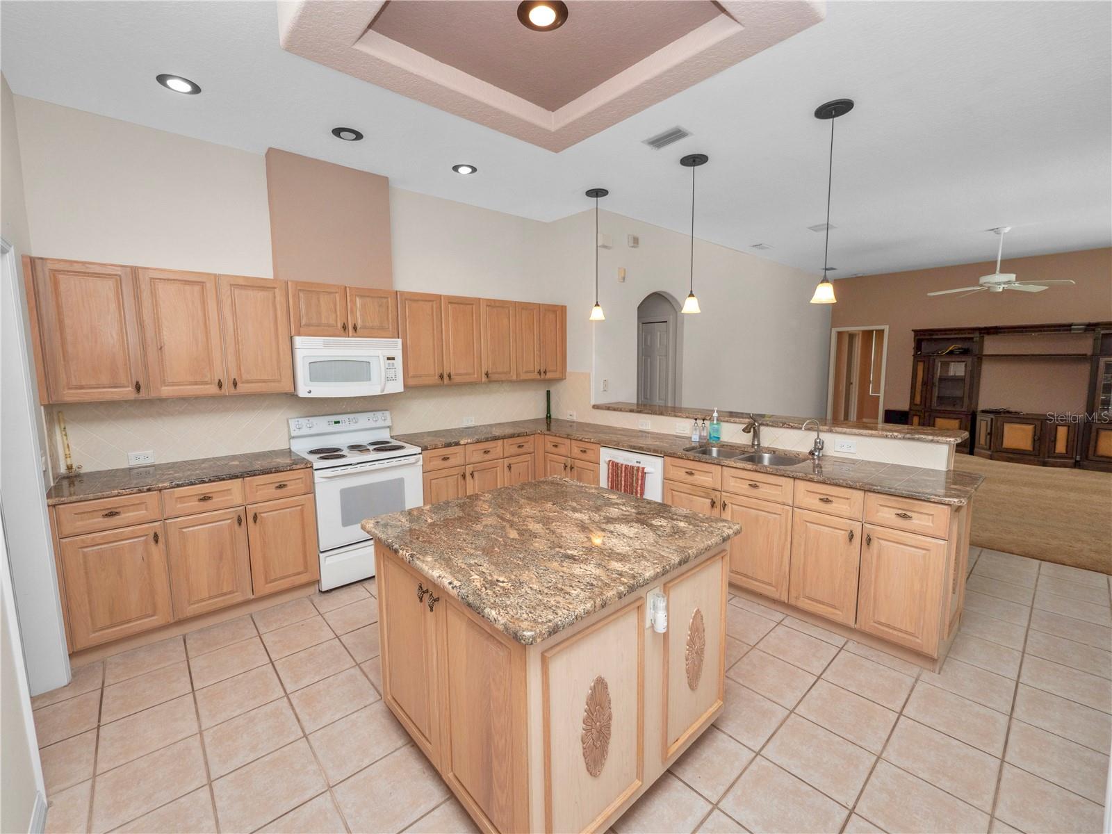 Photo 10 of 24 of 4351 WINDING OAKS CIRCLE house