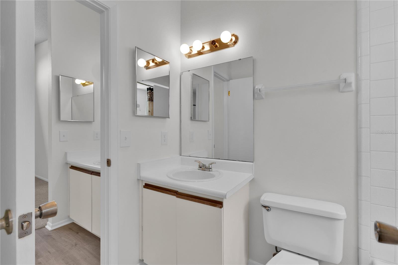 VILLAGE GROVE PH 02 - Residential