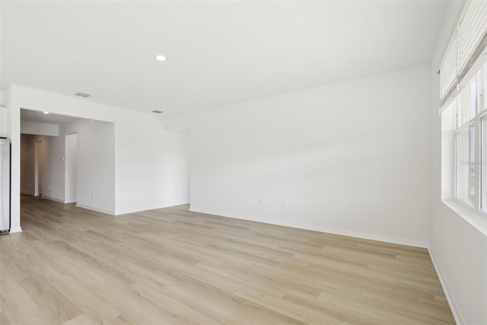 13318 SHELLMORE AVENUE