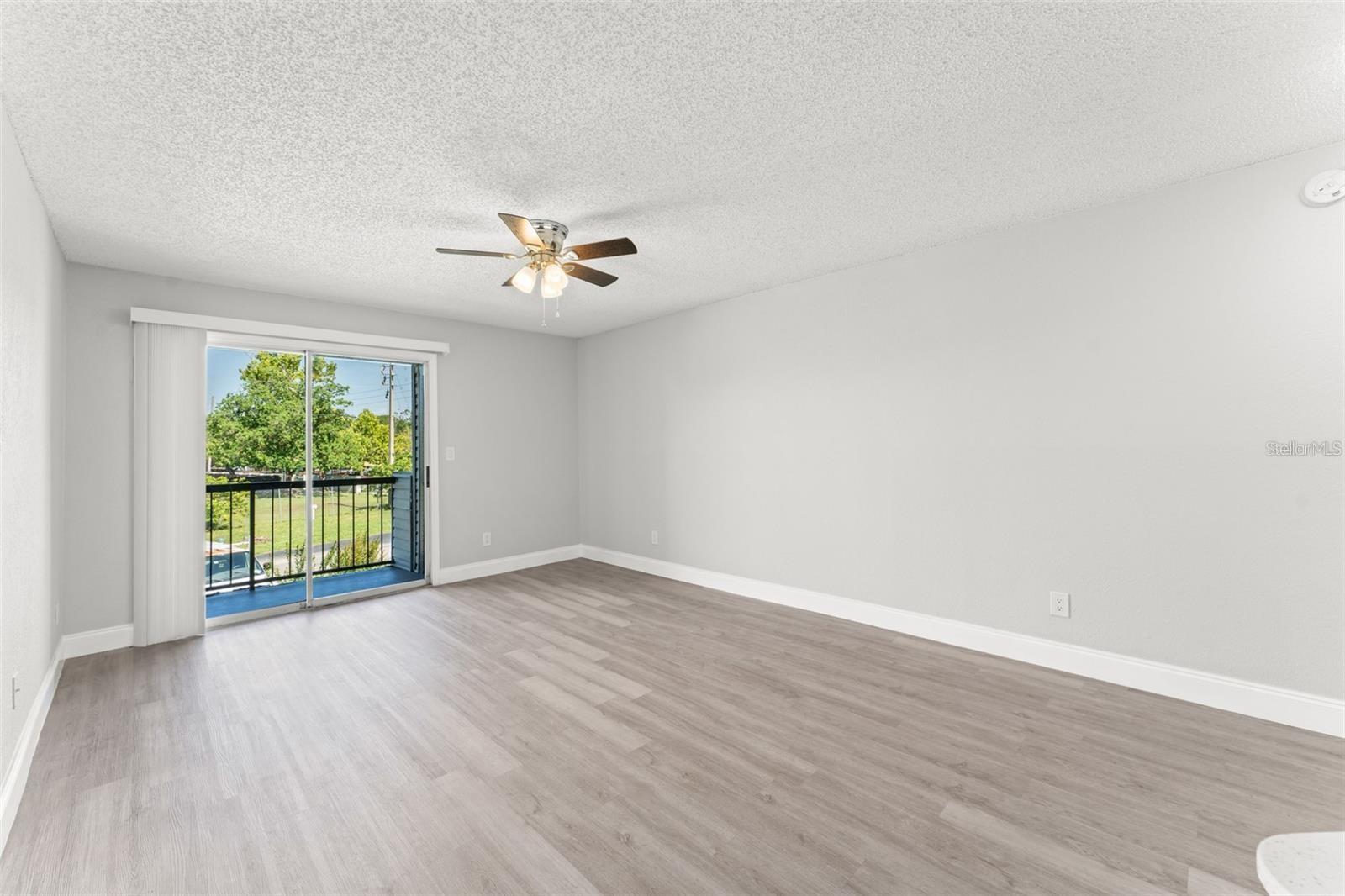 1932 LAKE ATRIUMS CIRCLE 69