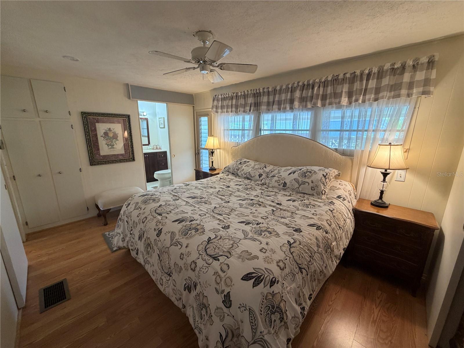 TRI-PAR ESTATES - Residential