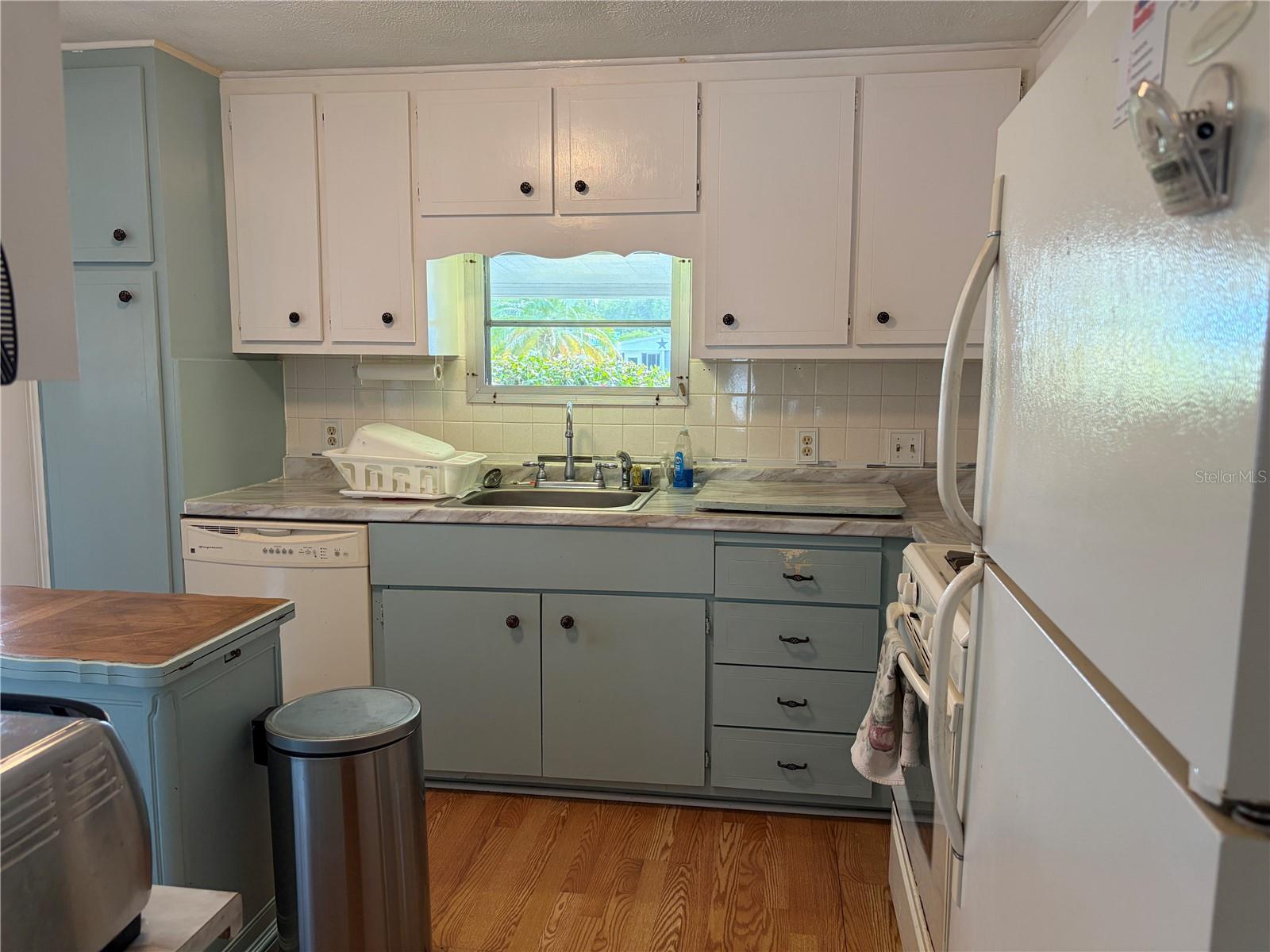 TRI-PAR ESTATES - Residential