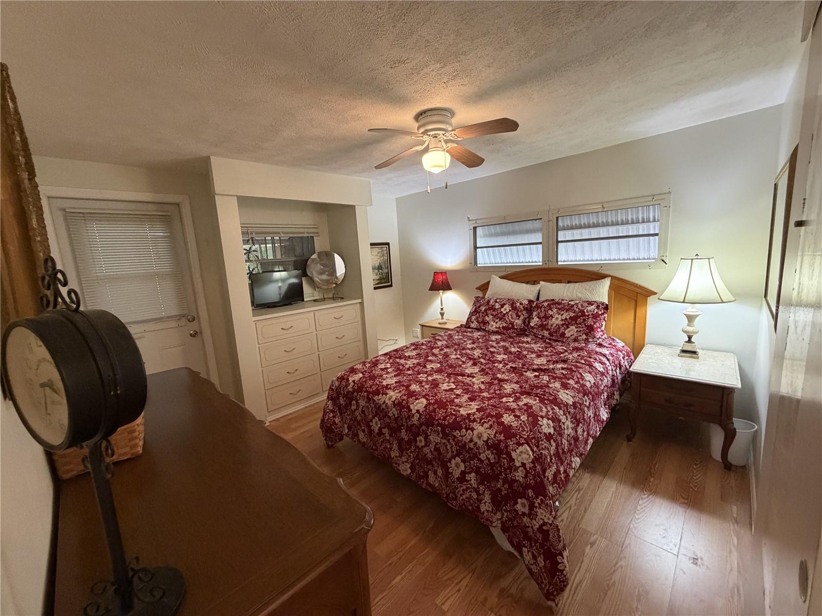 TRI-PAR ESTATES - Residential
