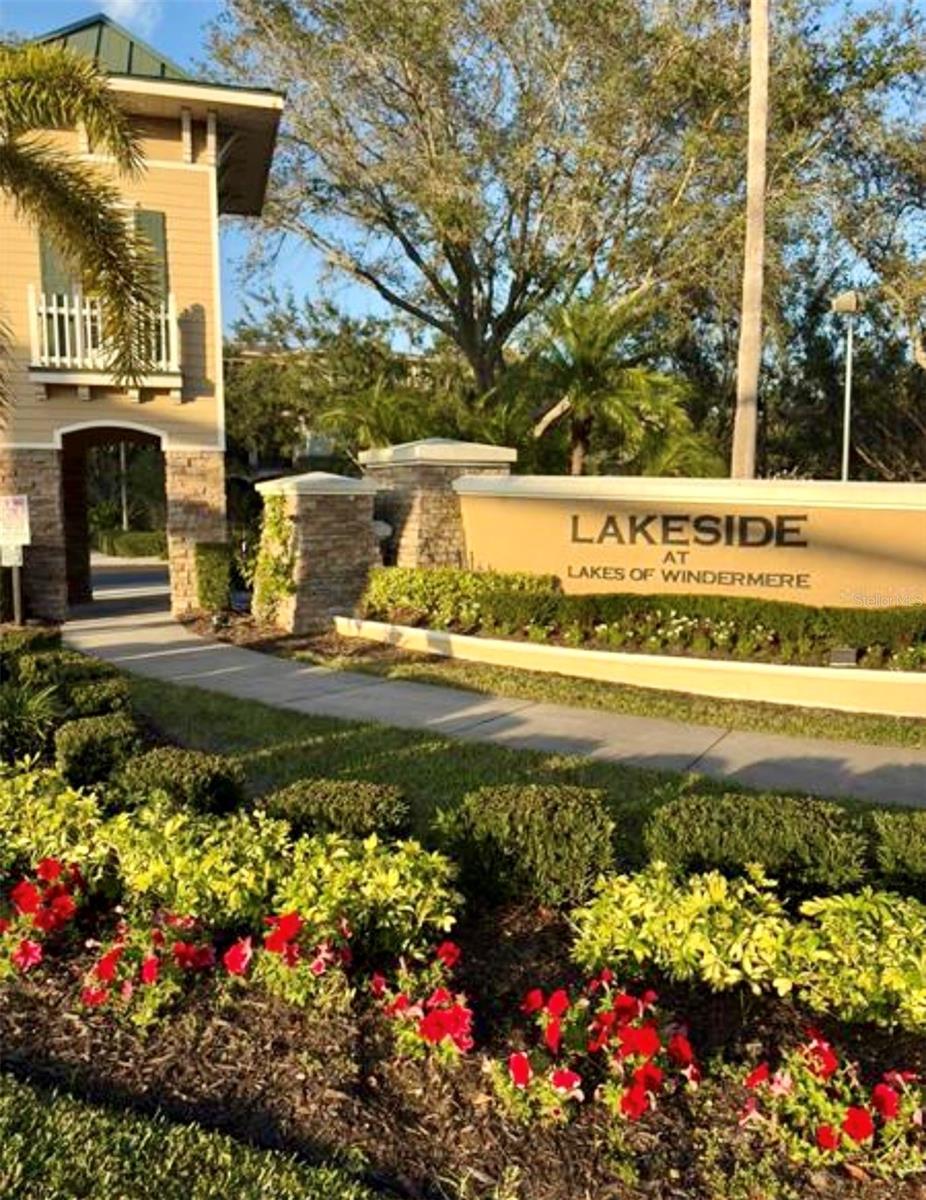 LAKESIDE VILLAS CONDO - Residential Lease
