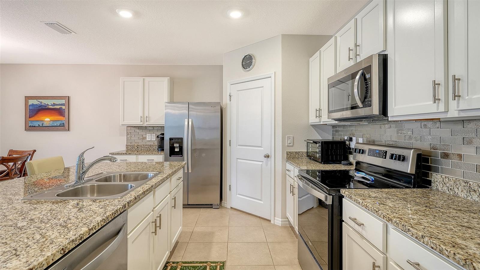 PROMENADE ESTATES PH I - Residential