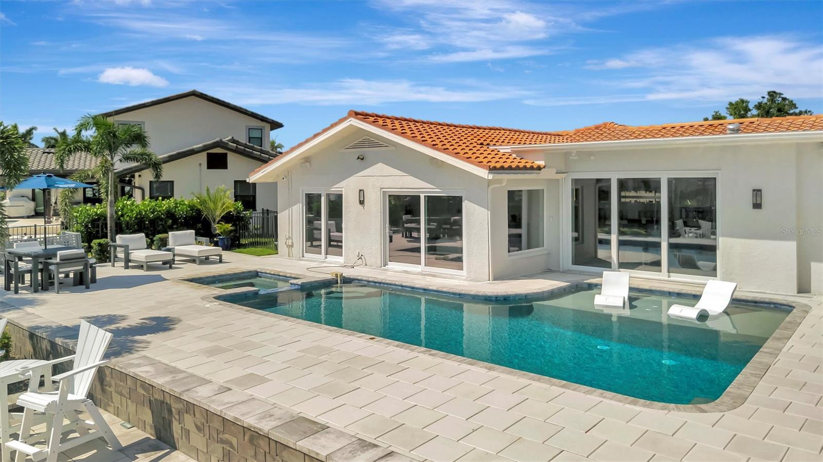 VENETIAN ISLES - Residential