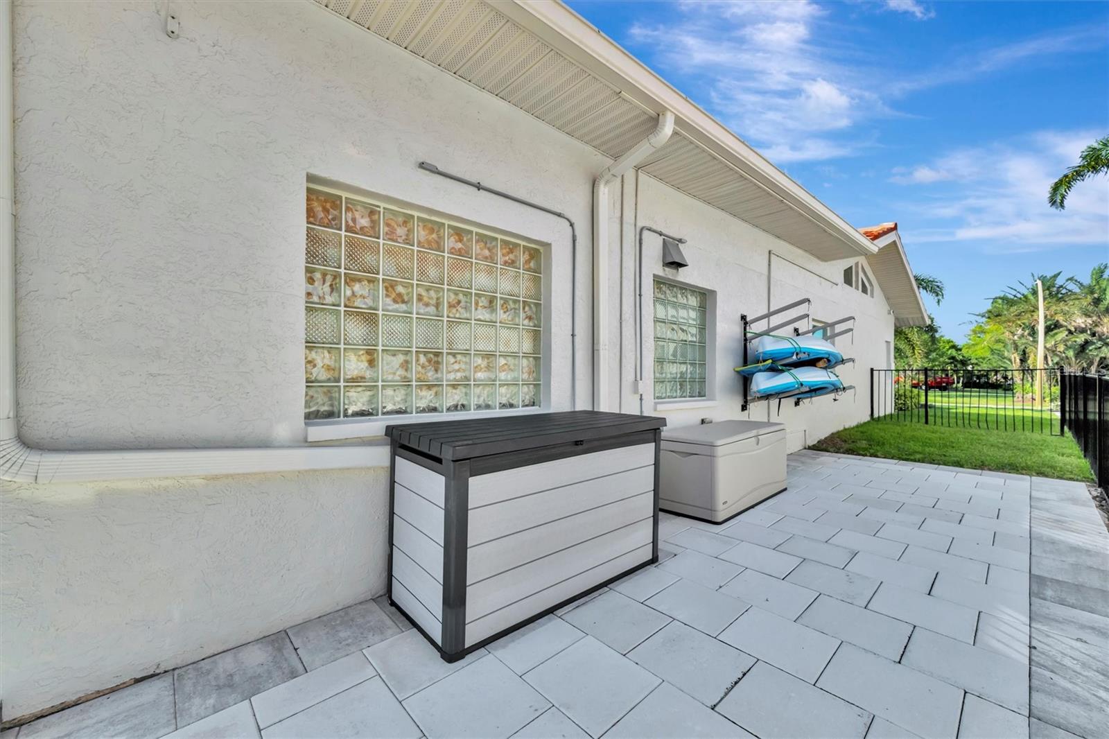 VENETIAN ISLES - Residential