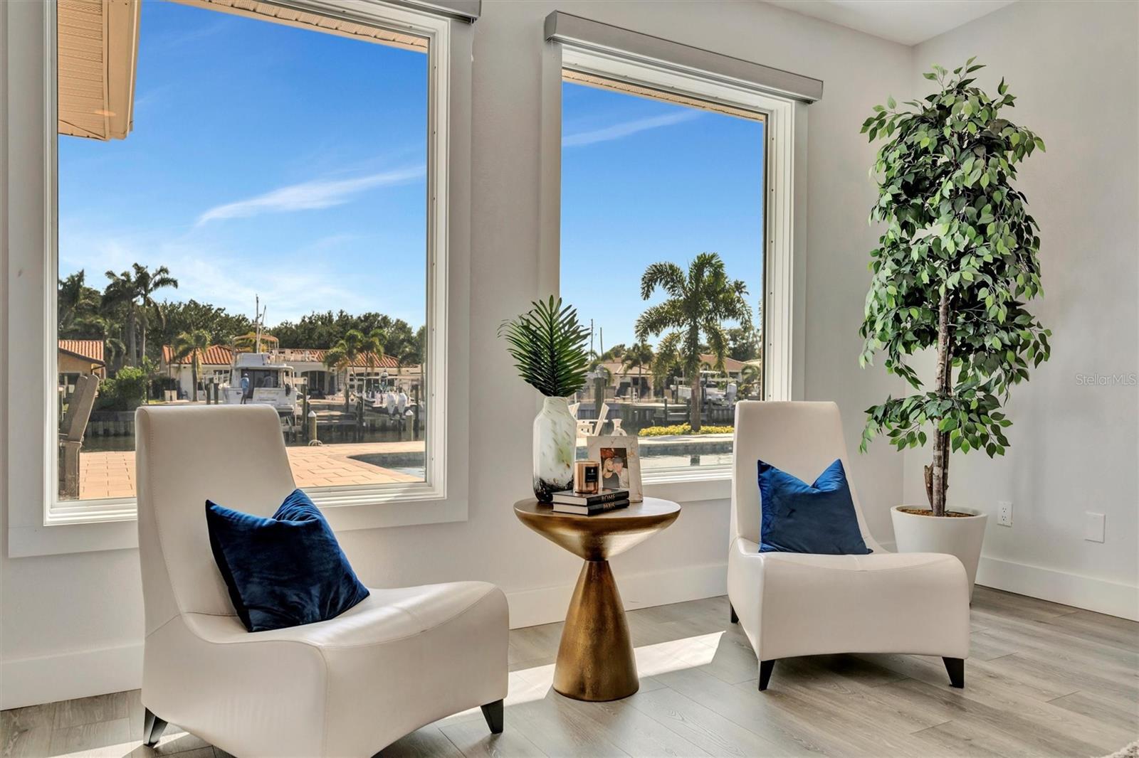 VENETIAN ISLES - Residential