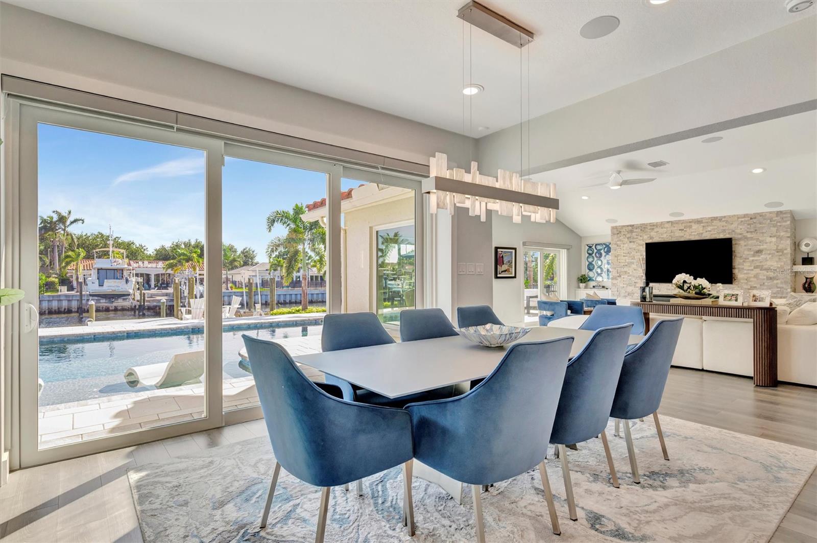 VENETIAN ISLES - Residential