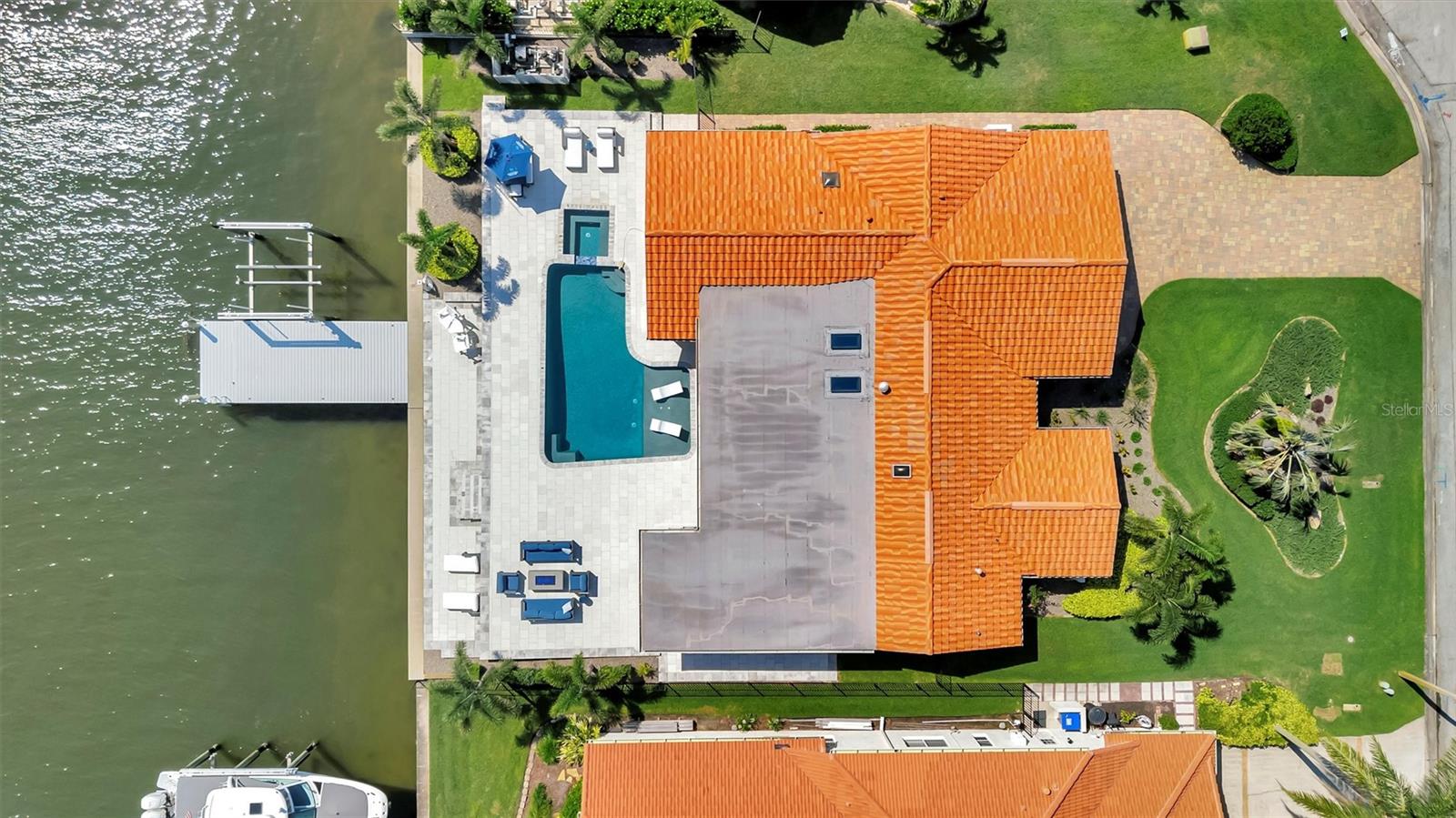 VENETIAN ISLES - Residential