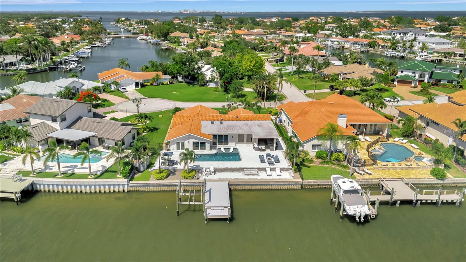 VENETIAN ISLES - Residential