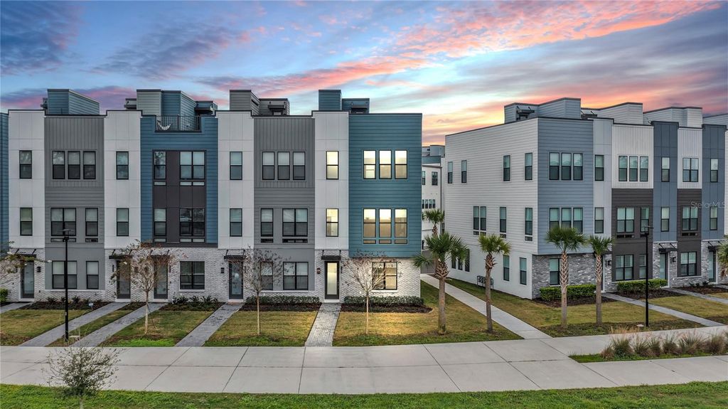 Photo of 2402 Addalia Alley, Orlando, FL 32804 (MLS # O6371559)