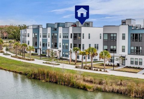 Photo of 2402 Addalia Alley, Orlando, FL 32804 (MLS # O6371559)